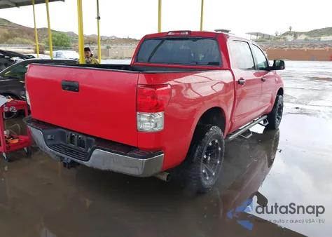 2010 Toyota Tundra Grade 5.7L V8 из США, поврежденный, VIN 5TFEY5F12AX086447